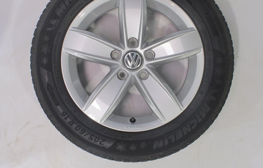 Volkswagen Volkswagen T-Roc 2G Corvara 16 inch velgen Michelin Winterbanden Origineel