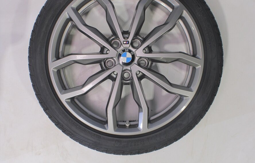 BMW BMW 1 2 serie F40 F44 2 serie Gran Coupe 711M 18 inch velgen Goodyear Winterbanden Origineel