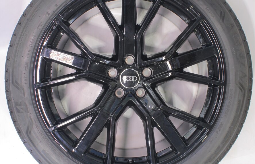 Audi Audi Etron 4KE 21 inch velgen Bridgestone Zomerbanden Nieuw Origineel