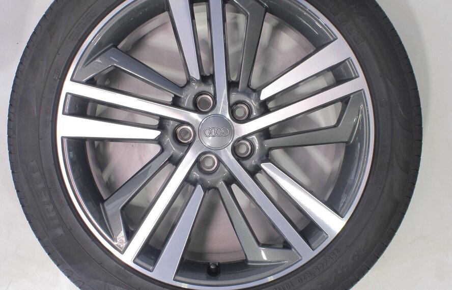 Audi Audi Q5 SQ5 80A 20 inch velgen Pirelli Zomerbanden Origineel