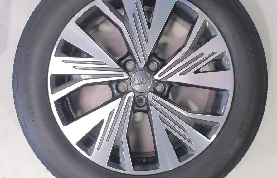 Audi Audi Q4 e-tron 19 inch velgen Hankook Zomerbanden Origineel