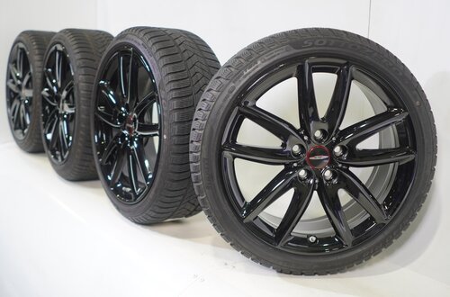 Mini Clubman F54 JCW815 18 inch velgen Pirelli Runflat Winterbanden Origineel