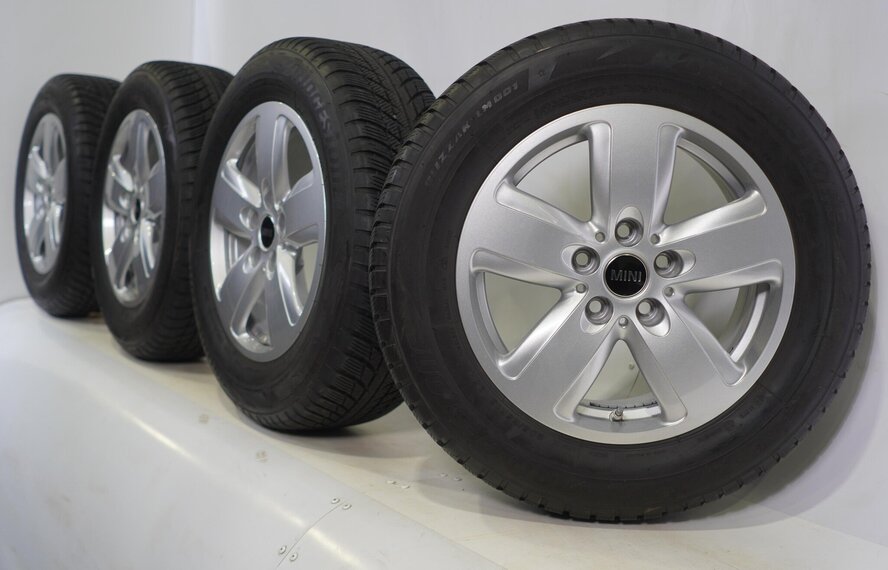 Mini Mini Countryman F60 517 16 inch Bridgestone Winterbanden Origineel