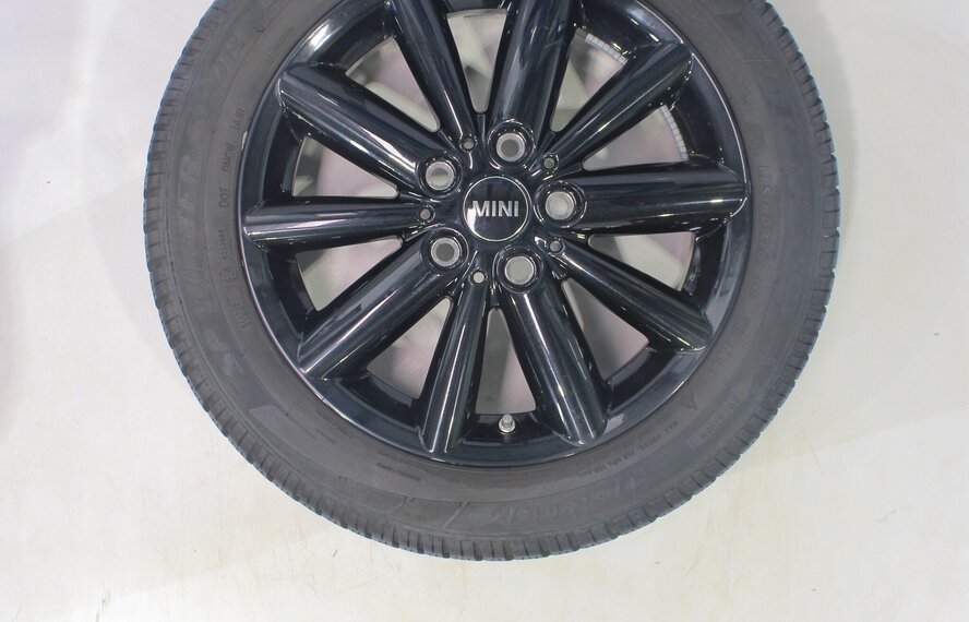 Mini Mini Cooper / S / One / Cabrio F55 F56 F57 508 16 inch velgen Dunlop Runflat Winterbanden Origineel