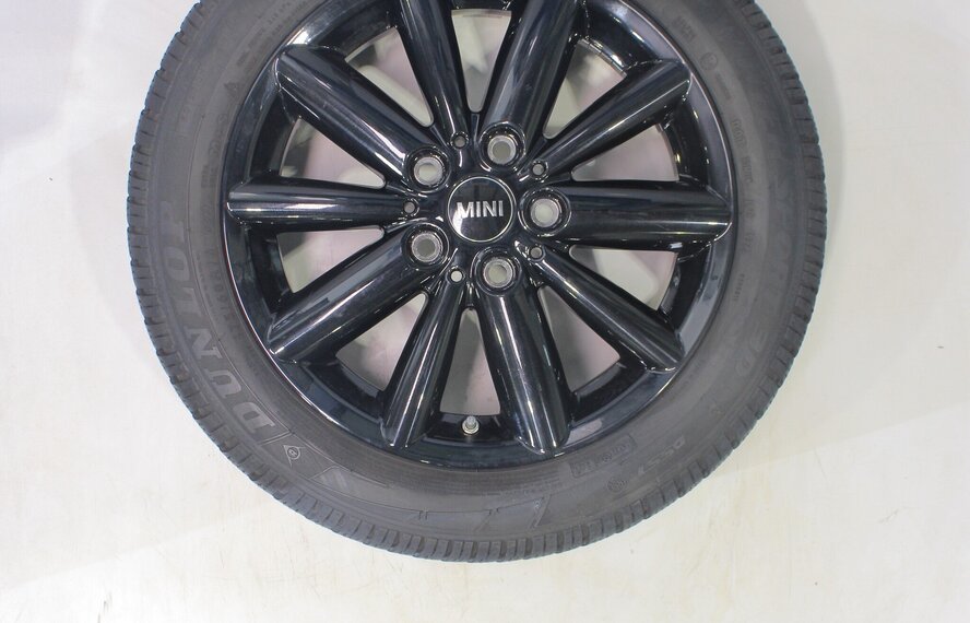 Mini Mini Cooper / S / One / Cabrio F55 F56 F57 508 16 inch velgen Dunlop Runflat Winterbanden Origineel