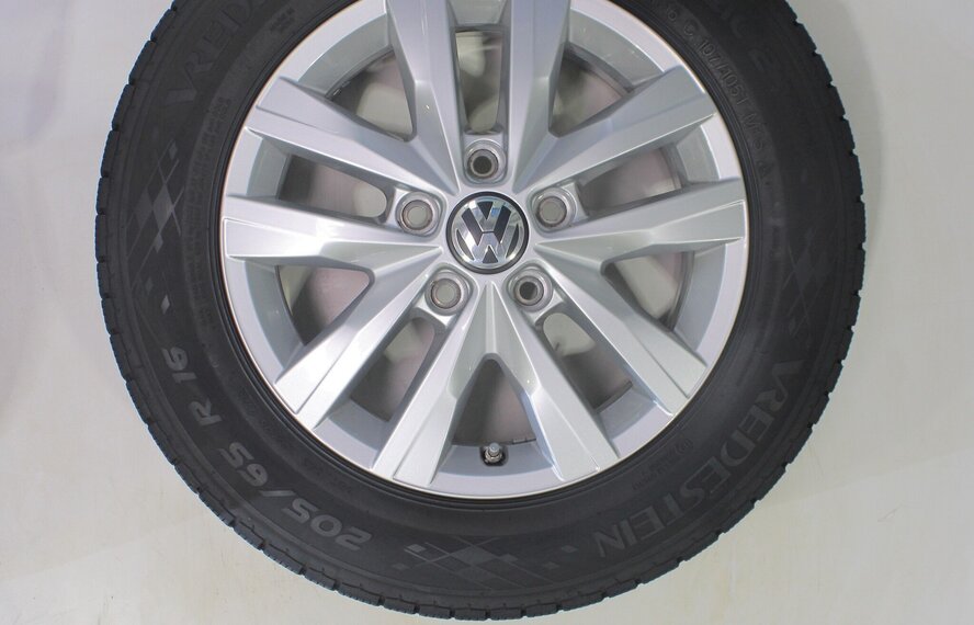 Volkswagen Volkswagen Transporter T6 Clayton 16 inch velgen Vredestein Winterbanden Origineel