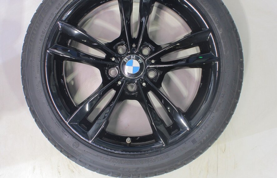 BMW BMW 3 4 serie F30 F31 F32 F33 F36 658 18 inch velgen Bridgestone Runflat Winterbanden Nieuw Origineel