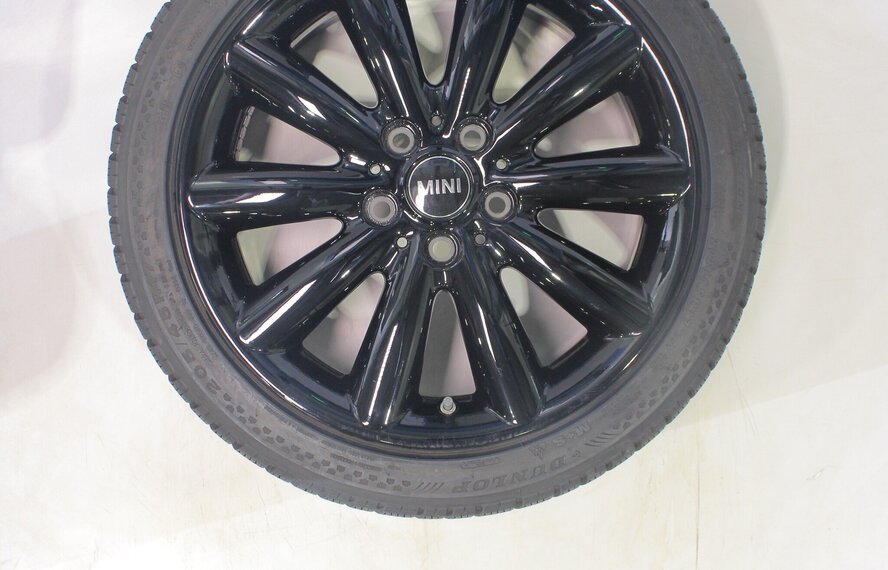 Mini Cooper / S / One / Cabrio F55 F56 F57 499 17 inch velgen Dunlop Runflat Winterbanden Origineel