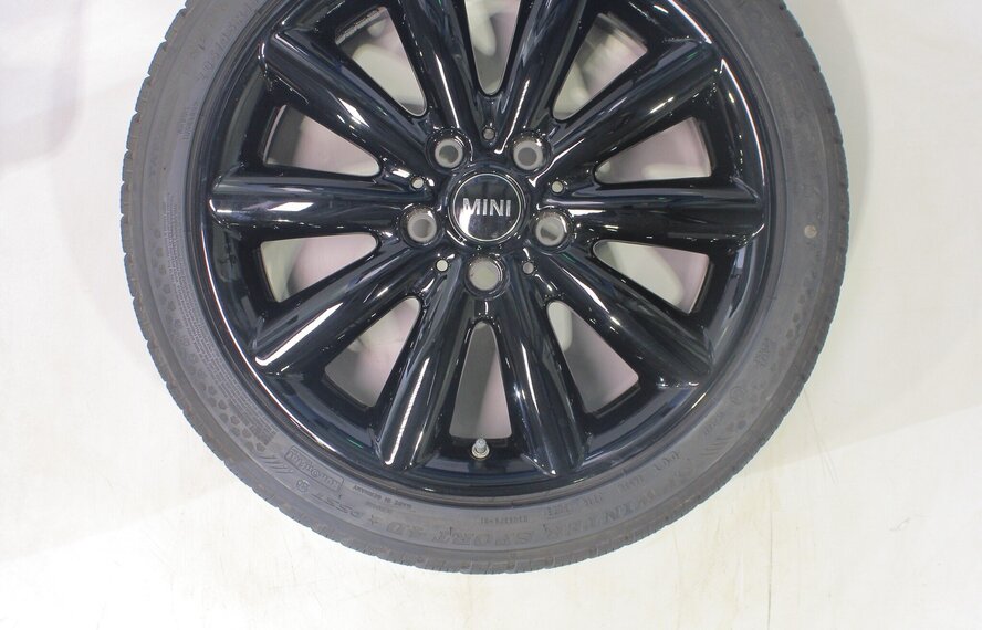Mini Cooper / S / One / Cabrio F55 F56 F57 499 17 inch velgen Dunlop Runflat Winterbanden Origineel