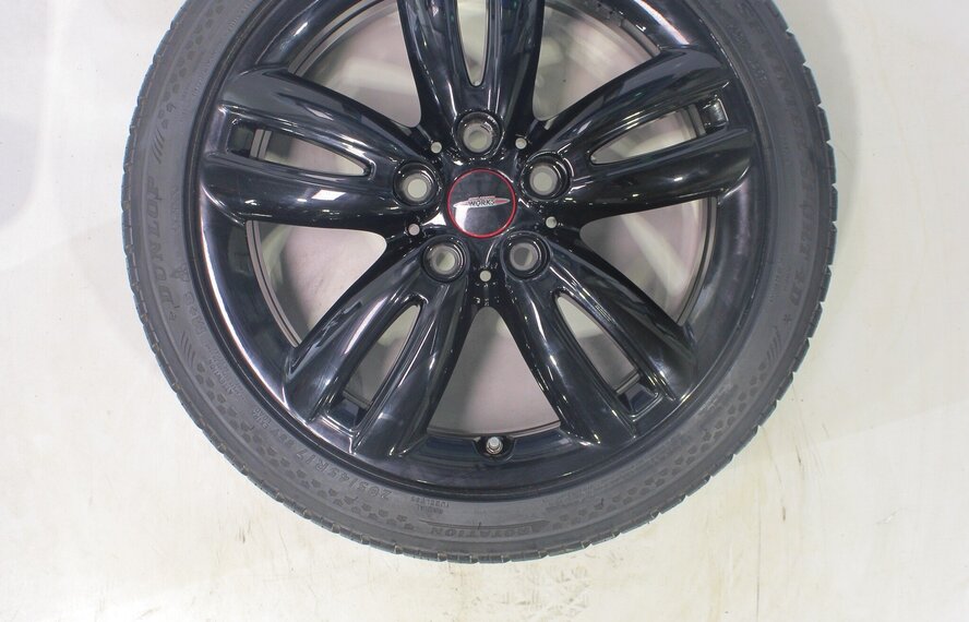 Mini Cooper / S / One / Cabrio F55 F56 F57 JCW501 17 inch velgen Dunlop Runflat Winterbanden Nieuw Origineel