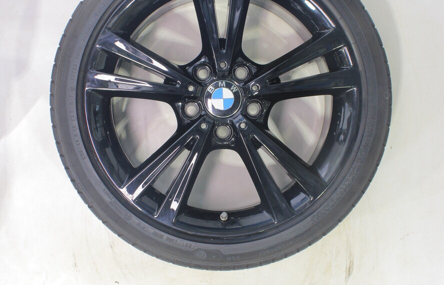 BMW BMW 1 2 serie F20 F21 F22 F23 385 18 inch velgen Continental Runflat Winterbanden Origineel