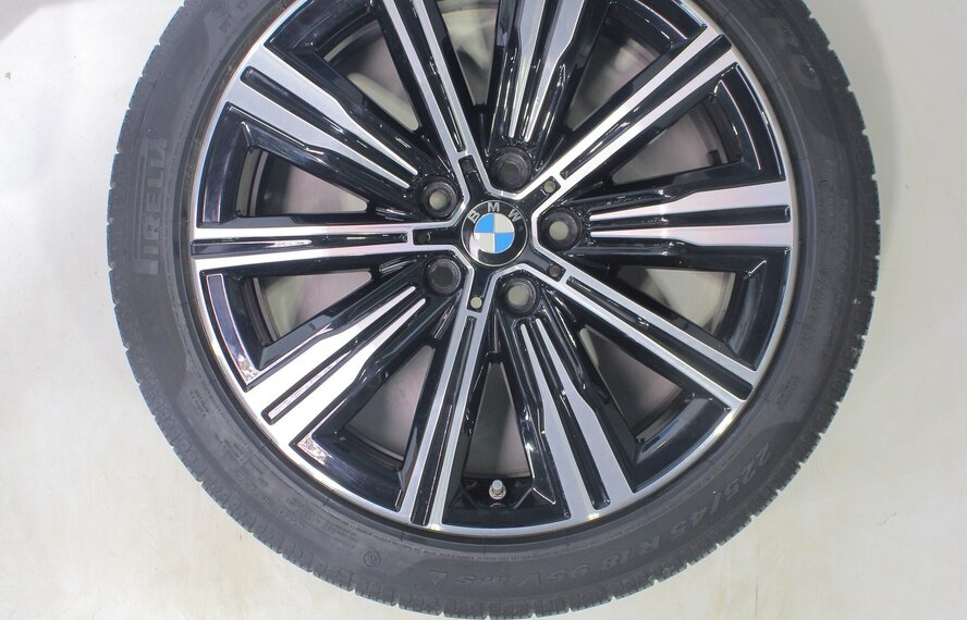 BMW BMW 2 serie 3 serie 4 serie G20 G21 G22 G42 782 18 inch velgen Pirelli Runflat Winterbanden Origineel