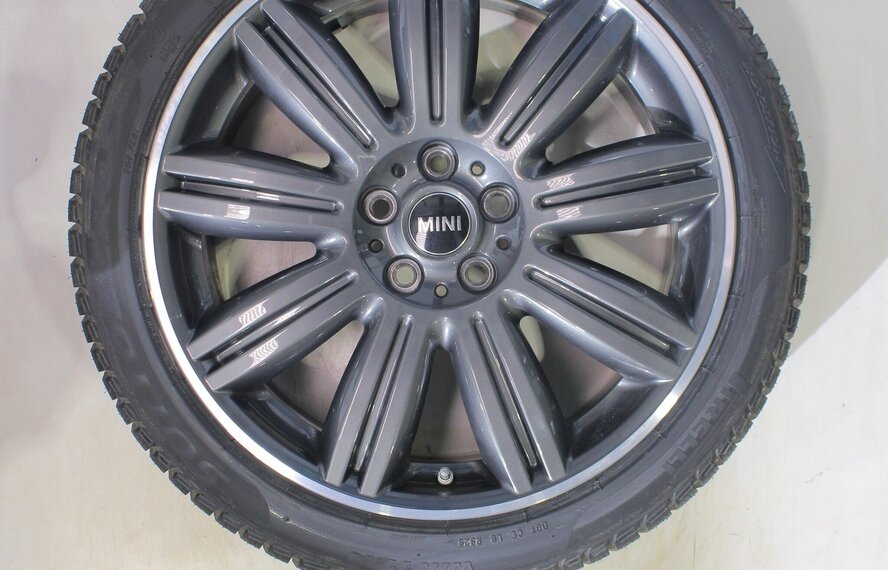 Mini Countryman F60 524 19 inch velgen Pirelli Runflat Winterbanden Nieuw Origineel