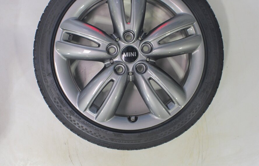Mini Cooper / S / One / Cabrio F55 F56 F57 JCW501 17 inch velgen Dunlop Runflat Winterbanden Origineel