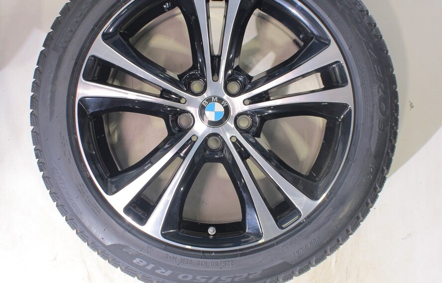 BMW BMW X1 F48 X2 F39 568 18 inch velgen Pirelli Runflat Winterbanden Nieuw Origineel