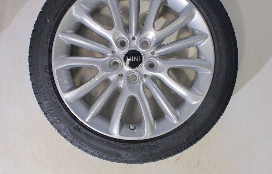 Mini Clubman F54 519 17 inch velgen Bridgestone Runflat Winterbanden Origineel