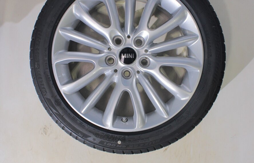 Mini Clubman F54 519 17 inch velgen Bridgestone Runflat Winterbanden Origineel