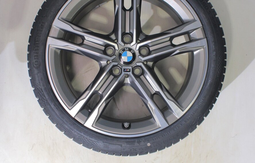 BMW BMW 1 2 serie F40 F44 2 serie Gran Coupe 556M 18 inch velgen Continental Runflat Winterbanden Nieuw Origineel