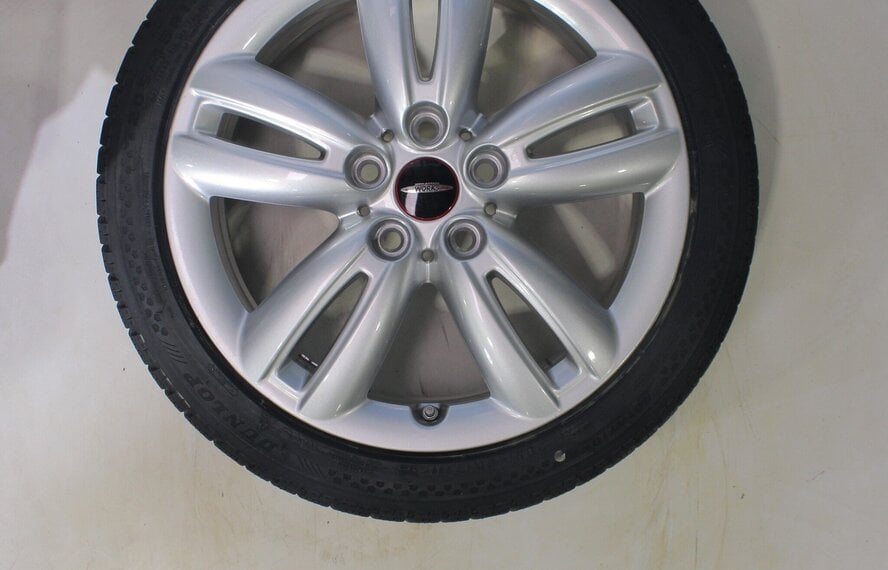 Mini Mini Cooper / S / One / Cabrio F55 F56 F57 JCW501 17 inch velgen Dunlop Runflat Winterbanden Nieuw Origineel
