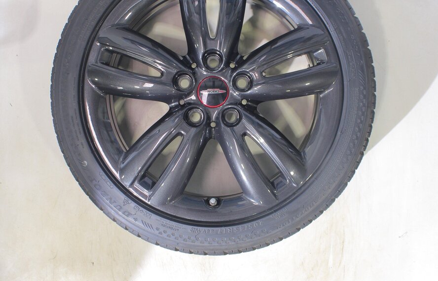 Mini Cooper / S / One / Cabrio F55 F56 F57 JCW501 17 inch velgen Dunlop Runflat Winterbanden Origineel