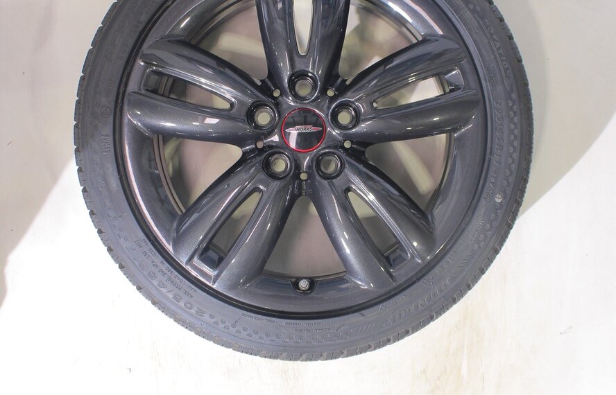 Mini Cooper / S / One / Cabrio F55 F56 F57 JCW501 17 inch velgen Dunlop Runflat Winterbanden Origineel