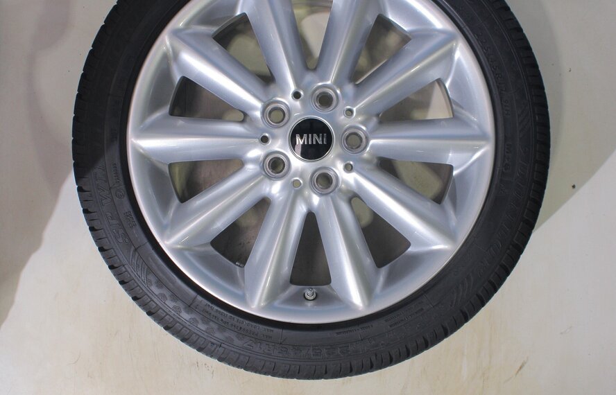 Mini Mini Clubman F54 518 17 inch velgen Dunlop Runflat Winterbanden Origineel