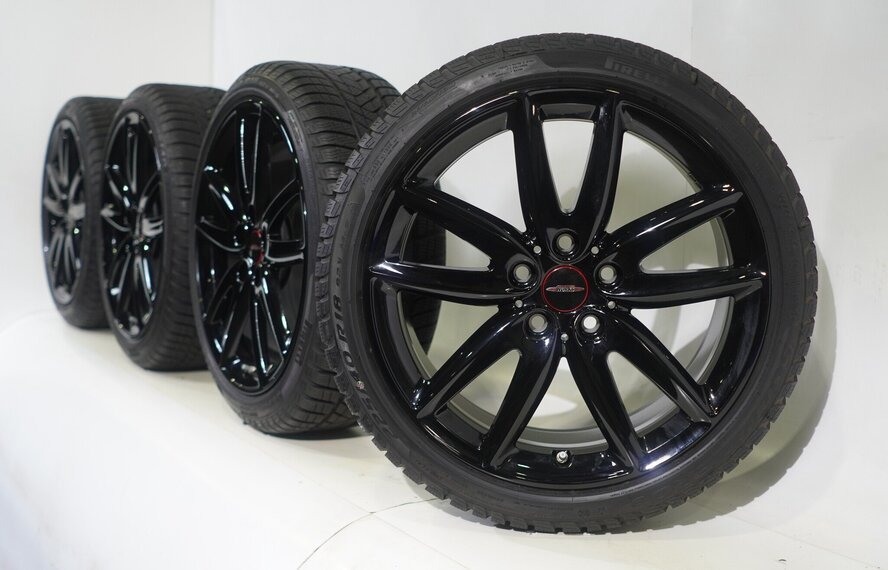 Mini Clubman F54 JCW815 18 inch velgen Pirelli Runflat Winterbanden Origineel