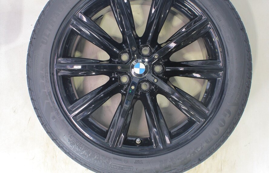 BMW BMW 5 serie G30 G31 8 serie G14 G15 G16 684 18 inch velgen Goodyear Runflat Winterbanden Nieuw Origineel