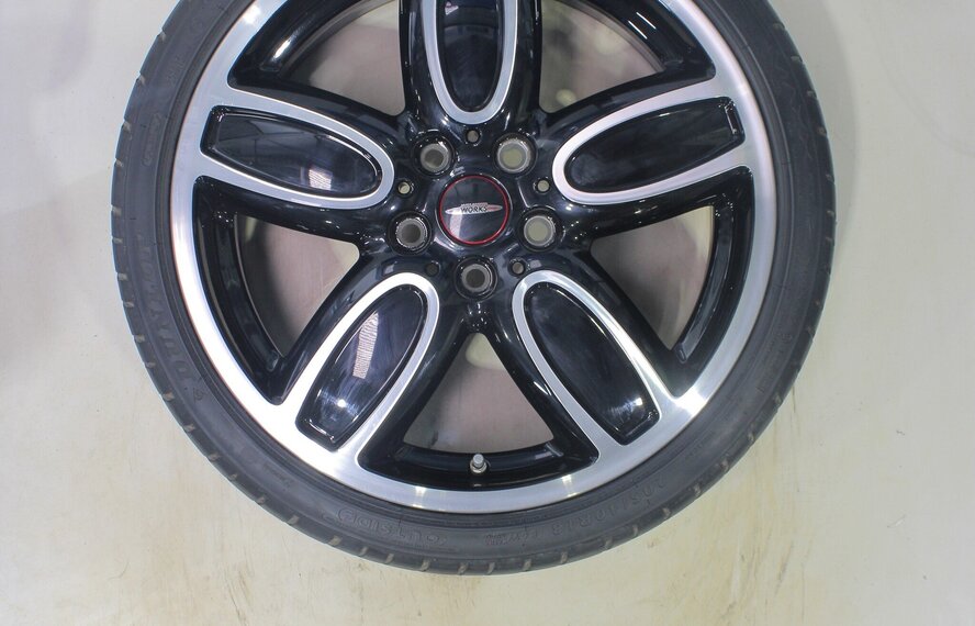 Mini Cooper / S / One / Cabrio F55 F56 F57 JCW563 18 inch velgen Dunlop Runflat Zomerbanden Origineel