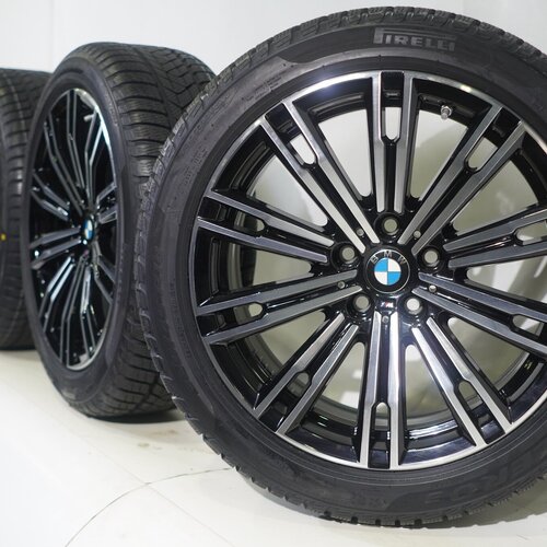 BMW BMW 2 serie 3 serie 4 serie G20 G21 G22 G42 790M 18 inch velgen Pirelli Runflat Winterbanden Nieuw Origineel