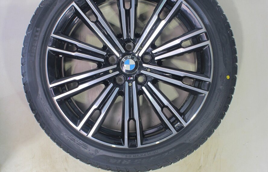 BMW BMW 2 serie 3 serie 4 serie G20 G21 G22 G42 790M 18 inch velgen Pirelli Runflat Winterbanden Nieuw Origineel