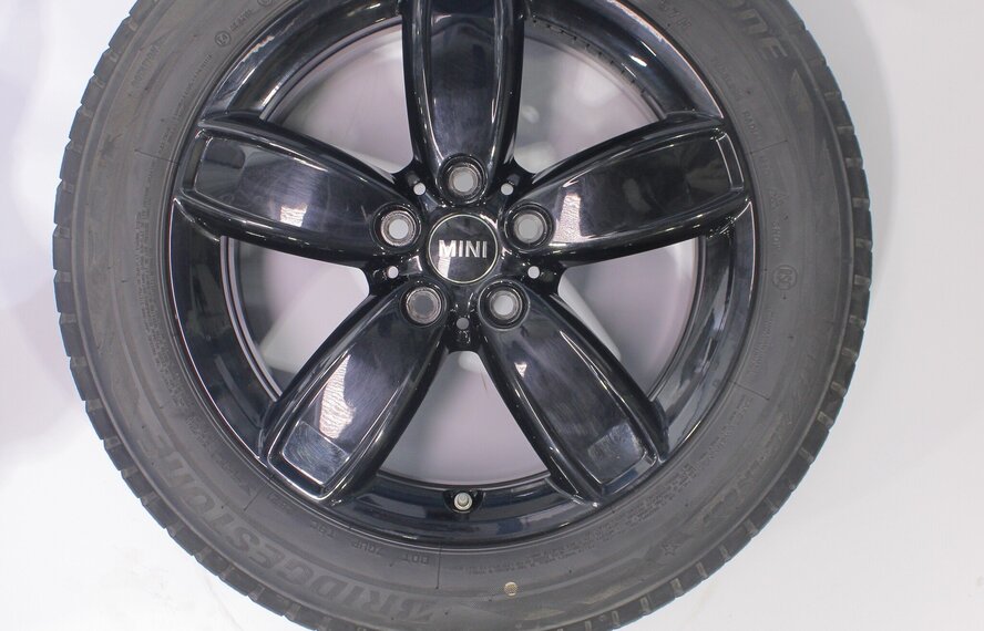 Mini Countryman F60 531 17 inch velgen Bridgestone Runflat Winterbanden Origineel
