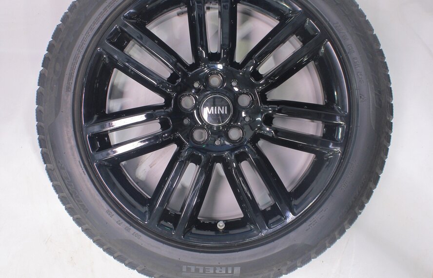 Mini Countryman F60 532 18 inch velgen Pirelli Runflat Winterbanden Origineel