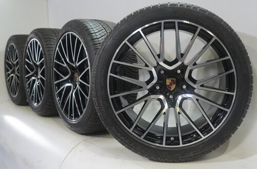 Porsche Porsche Cayenne E3 21 inch velgen Michelin Winterbanden Origineel