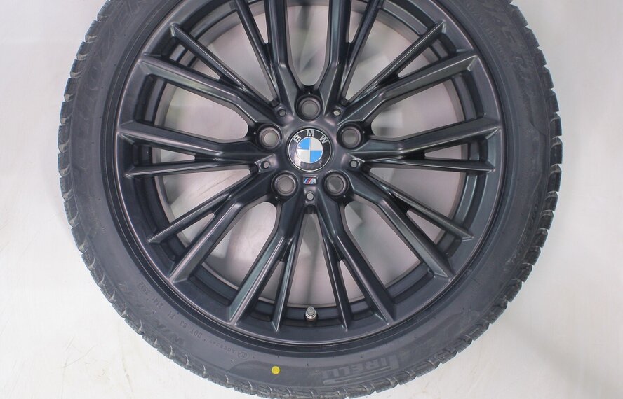 BMW BMW 2 serie 3 serie 4 serie G20 G21 G22 G42 796M 18 inch velgen Pirelli Runflat Winterbanden Nieuw Origineel
