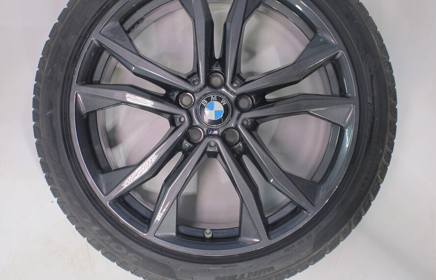 BMW BMW X1 F48 X2 F39 715M 19 inch velgen Pirelli Runflat Winterbanden Origineel