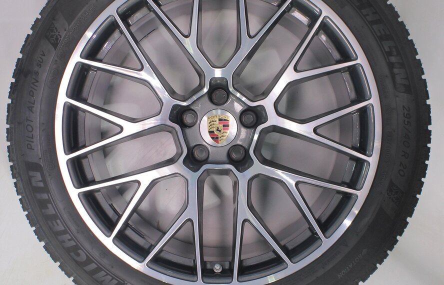 Porsche Porsche Macan II + III 95B 20 inch velgen Michelin Winterbanden Origineel