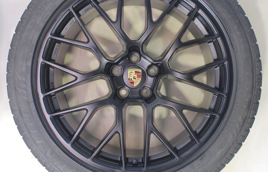 Porsche Porsche Macan II + III 95B 20 inch velgen Dunlop Winterbanden Origineel