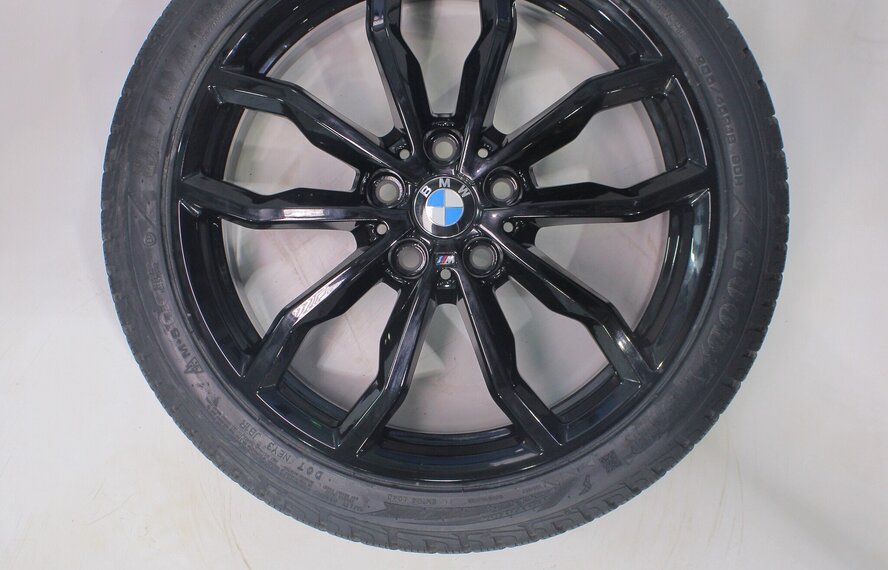 BMW BMW 1 2 serie F40 F44 2 serie Gran Coupe 711M 18 inch velgen Goodyear Winterbanden Nieuw Origineel