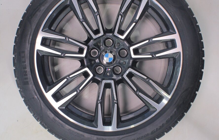 BMW BMW 5 serie i5 G60 G61 935M 19 inch velgen Pirelli Winterbanden Nieuw Origineel