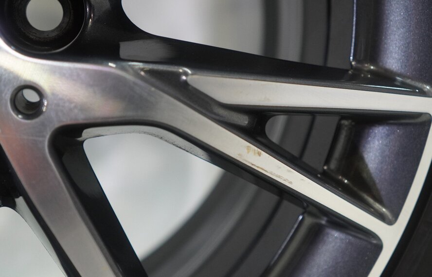 BMW BMW 1 2 serie F40 F44 2 serie Gran Coupe 489 17 inch velgen Pirelli Winterbanden Origineel