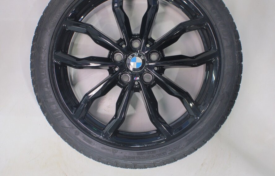 BMW BMW 1 2 serie F40 F44 2 serie Gran Coupe 711M 18 inch velgen Goodyear Winterbanden Origineel