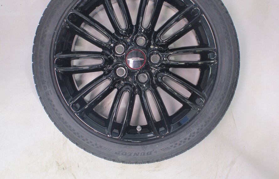 Mini Cooper / S / One / Cabrio F55 F56 F57 500 17 inch velgen Dunlop Winterbanden Nieuw Origineel