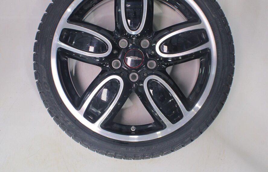 Mini Cooper / S / One / Cabrio F55 F56 F57 JCW509 18 inch velgen Pirelli Runflat Winterbanden Nieuw Origineel