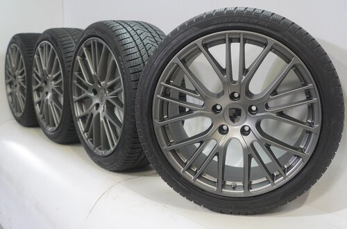 Porsche Porsche Panamera 971 21 inch velgen Pirelli Winterbanden Origineel