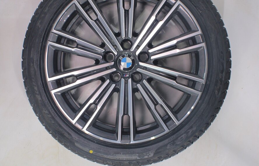 BMW BMW 2 serie 3 serie 4 serie G20 G21 G22 G42 790M 18 inch velgen Pirelli Runflat Winterbanden Nieuw Origineel