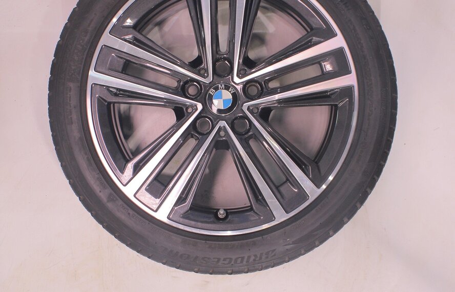 BMW BMW 1 2 serie F40 F44 2 serie Gran Coupe 548 17 inch velgen Bridgestone Runflat Winterbanden Origineel