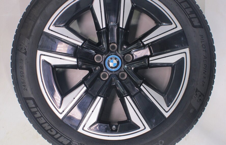 BMW BMW iX3 G08 842 19 inch velgen Michelin Runflat Winterbanden Origineel