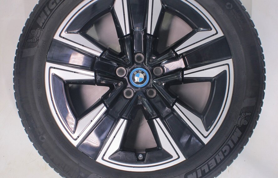 BMW BMW iX3 G08 842 19 inch velgen Michelin Runflat Winterbanden Origineel