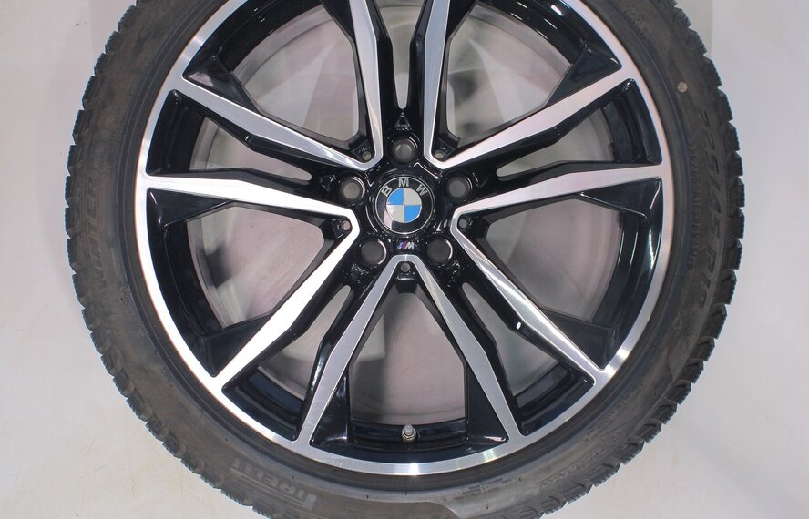 BMW BMW X1 F48 X2 F39 715M 19 inch velgen Pirelli Runflat Winterbanden Origineel